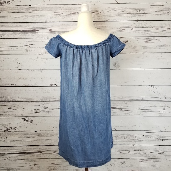 Cloth & Stone chambray off the shoulder dress - Picture 5 of 8